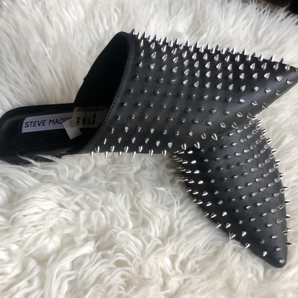 Steve Madden Pinpoint slip on studded shoes in black - Picture 9 of 10